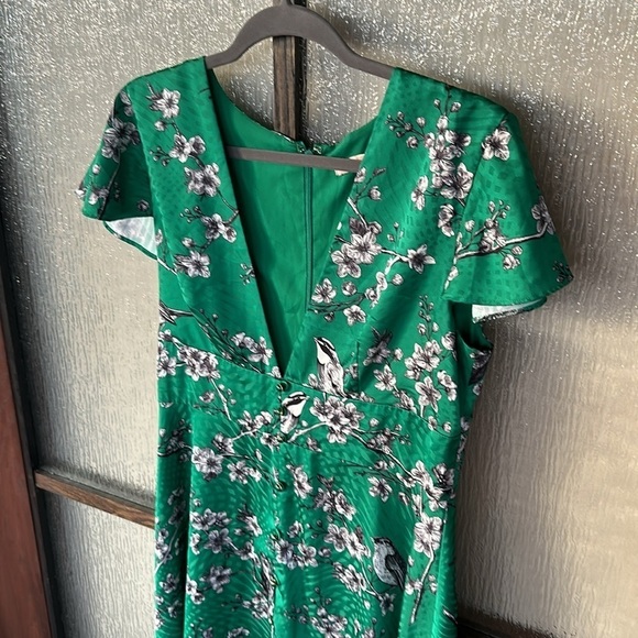 Hutch Green Wrap Tie Front Midi Dress - Picture 5 of 13
